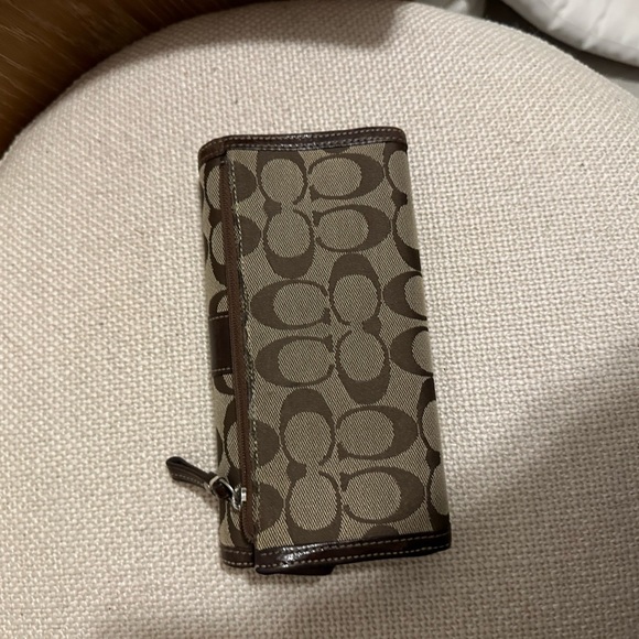 Authentic Coach Wallet - Picture 5 of 5